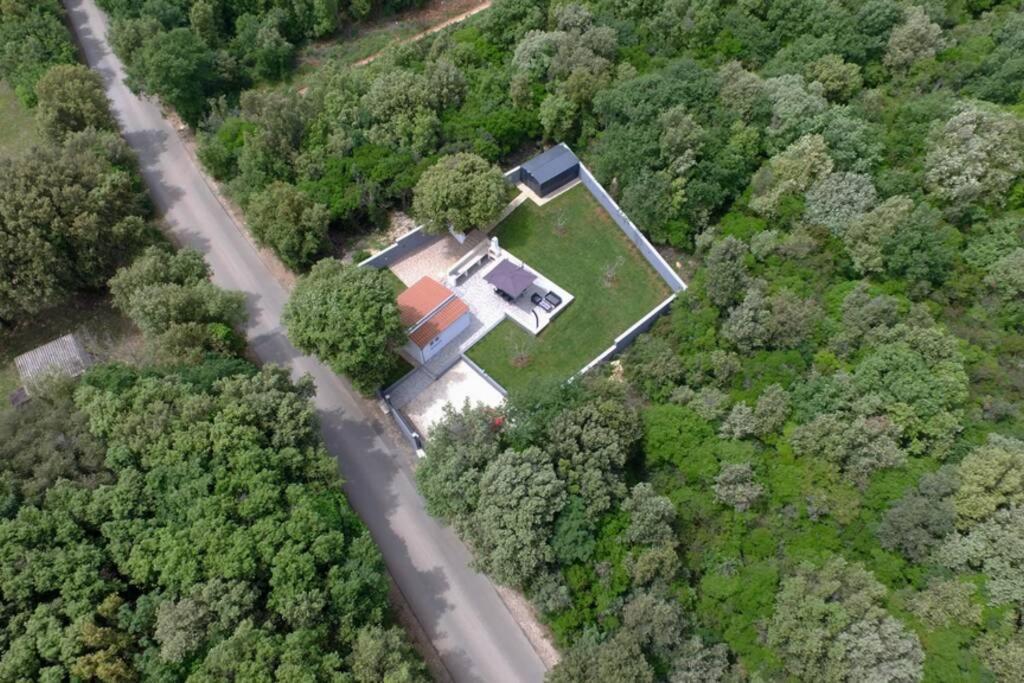 Apartment In Park Forest Soline Near The Sea Пєщана-Увала Екстер'єр фото